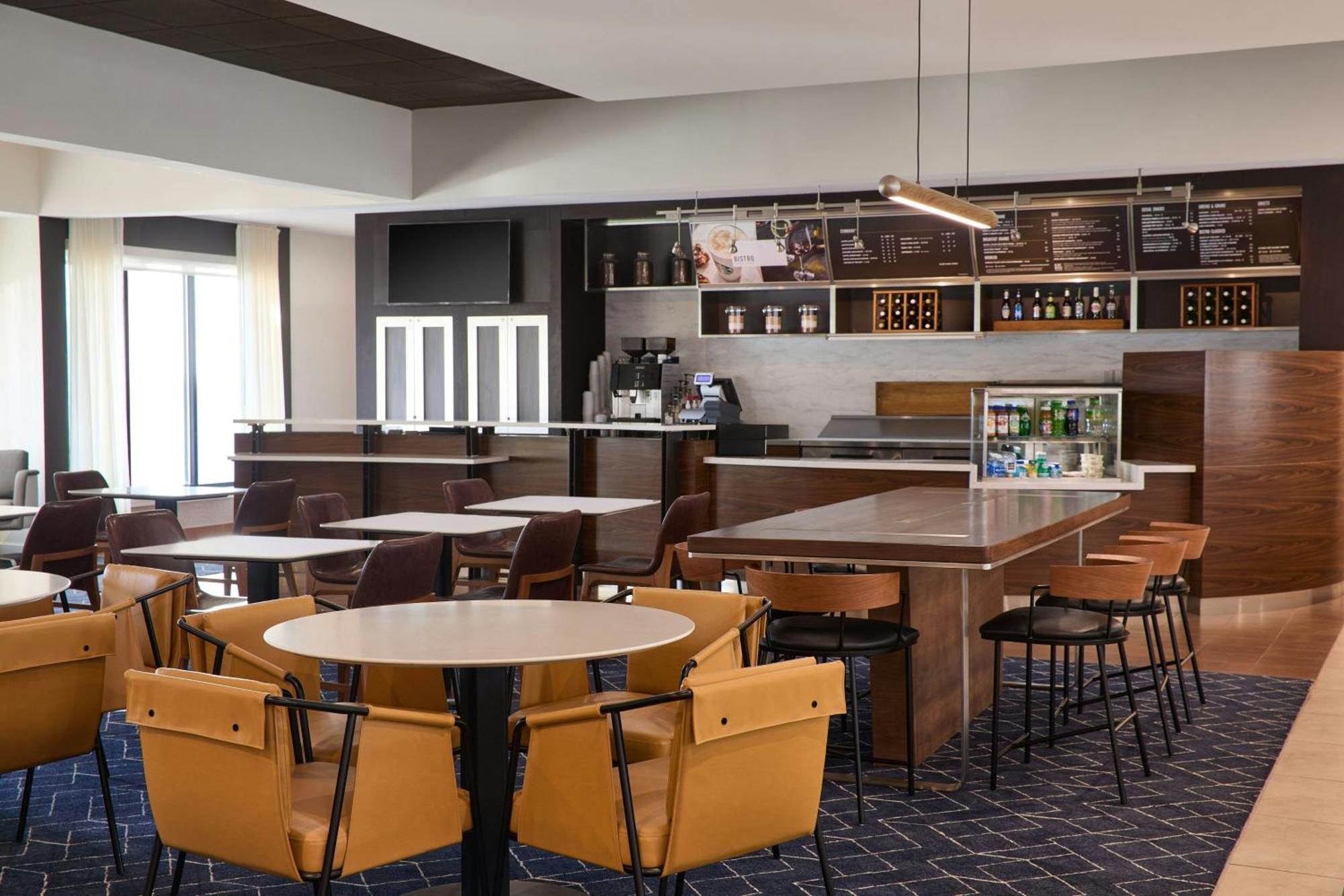 Courtyard St. Louis Creve Coeur Hotel Екстериор снимка