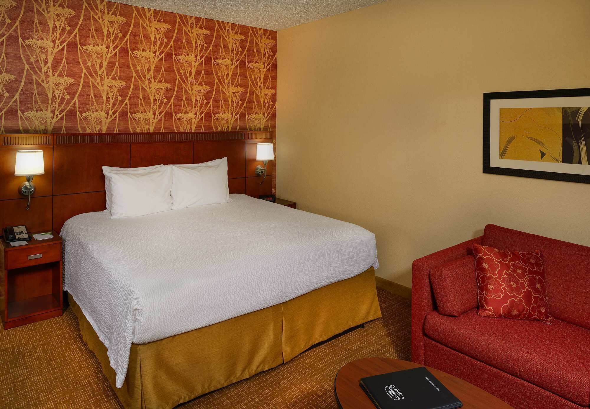 Courtyard St. Louis Creve Coeur Hotel Екстериор снимка
