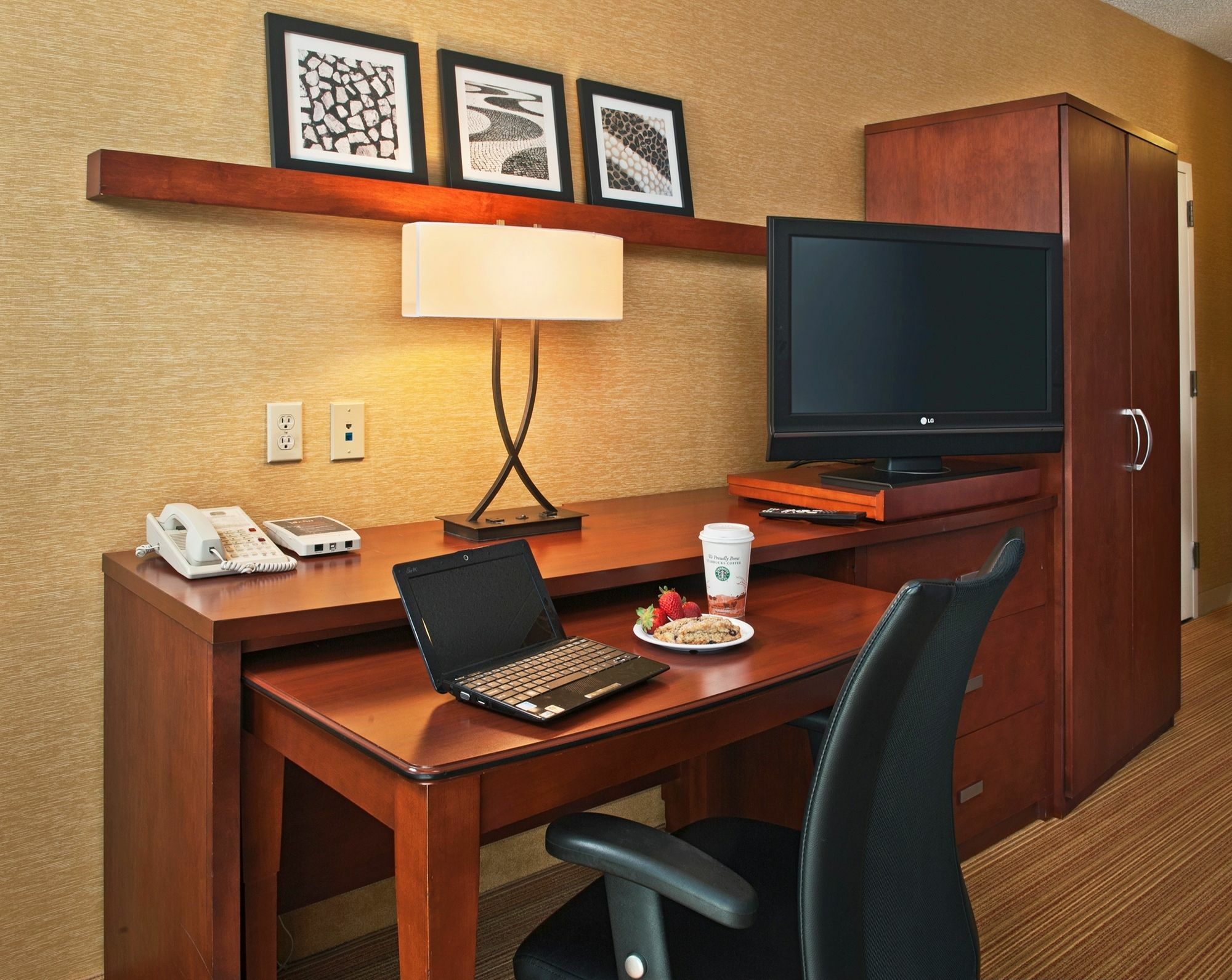 Courtyard St. Louis Creve Coeur Hotel Екстериор снимка
